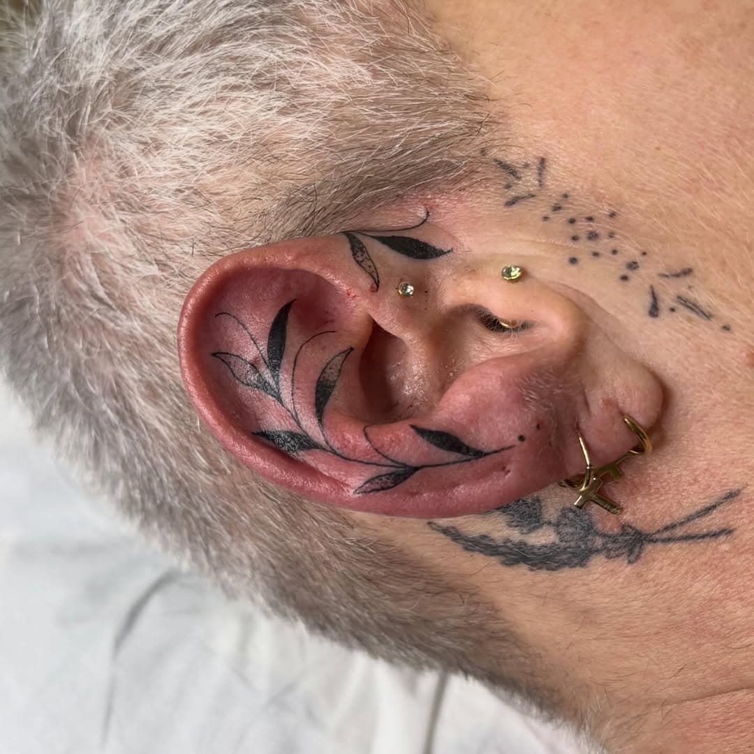 Tattoo by 𝔽𝕝𝕠𝕨 𝕤𝕥𝕒𝕥𝕖 𝕥𝕒𝕥𝕥𝕠𝕠