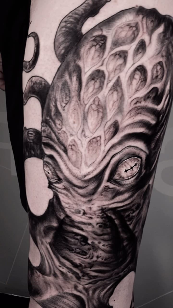 Tattoo by 𝓢𝖆𝖒𝖆𝖓𝖙𝖍𝖆 𝓐𝖗𝖆𝖕 𝖙𝖆𝖙𝖙𝖔𝖔 🥀