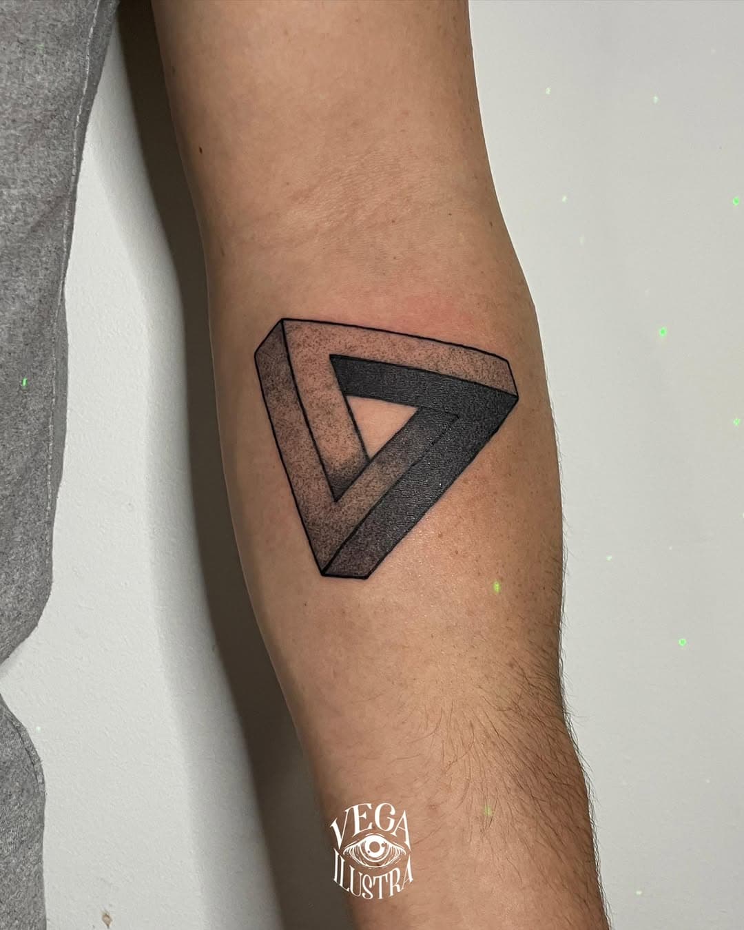 Tattoo by 𝑩𝒓𝒊𝒂𝒏 𝑽𝒆𝒈𝒂