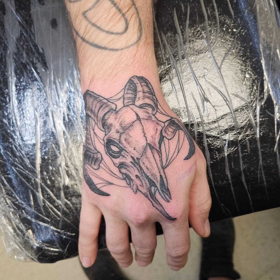 Biomechanical tattoo example